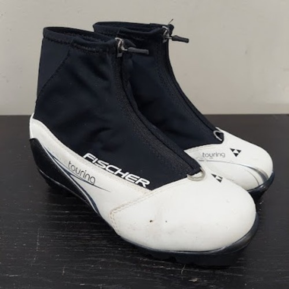 Fischer Style Touring Cross Country Ski Boots White Black EU‎ 36 Comfort Guard